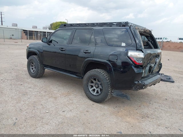 Toyota 4RUNNER SR5 2016 JTEBU5JR0G5394504 Image 3