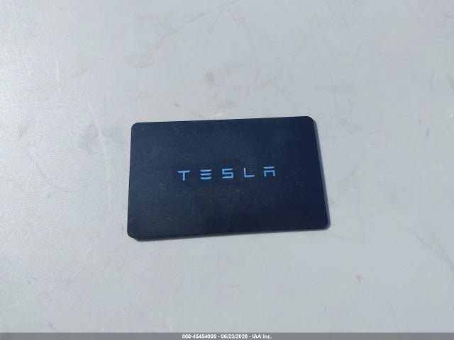 Auction sale of the 2022 Tesla Model Y Long Range Dual Motor All-wheel Drive, vin: 7SAYGDEE2NF359260, lot number: 45454006