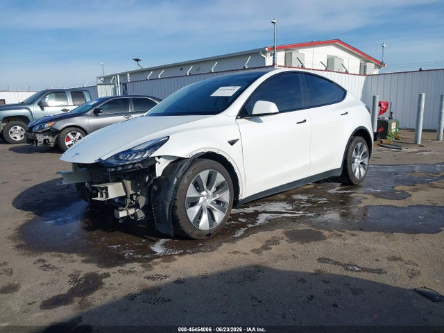 Auction sale of the 2022 Tesla Model Y Long Range Dual Motor All-wheel Drive, vin: 7SAYGDEE2NF359260, lot number: 45454006