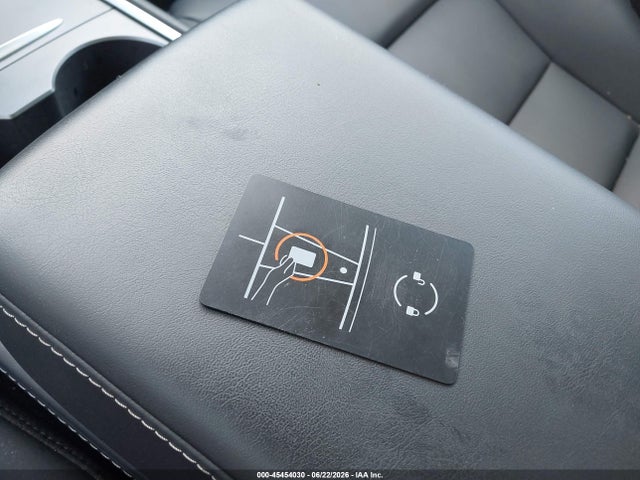 45454030 :رقم المزاد ، 7SAYGDED5SA369393 vin ، 2025 Tesla Model Y Long Range Dual Motor Rear-wheel Drive مزاد بيع