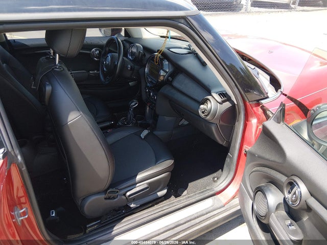 Продаж на аукціоні авто 2016 Mini Hardtop Cooper, vin: WMWXP5C58G3B14187, номер лоту: 45454079