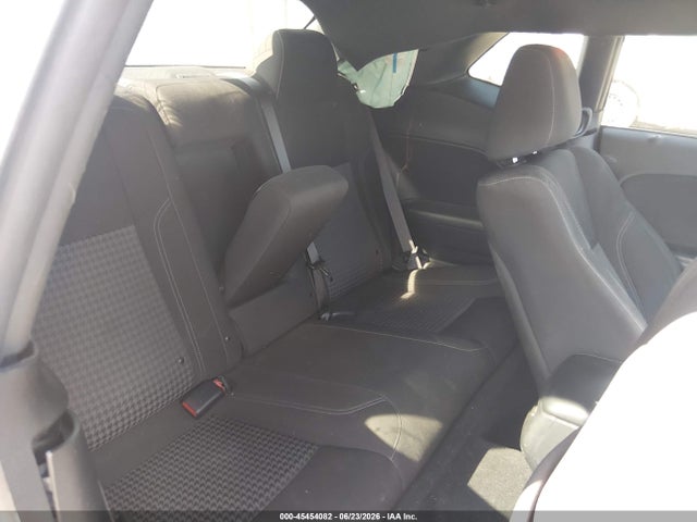 Продаж на аукціоні авто 2022 Dodge Challenger Sxt, vin: 2C3CDZAG6NH256894, номер лоту: 45454082