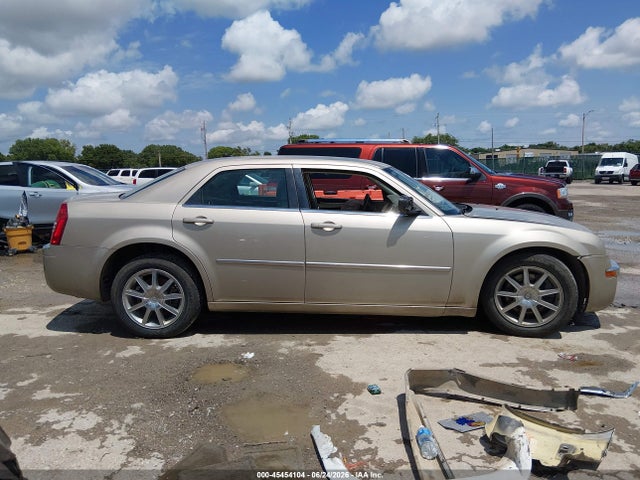 2008 Chrysler 300 Limited მანქანა იყიდება აუქციონზე, vin: 2C3LK33G28H244343, აუქციონის ნომერი: 45454104