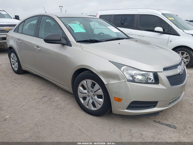 Chevrolet Cruze Ls Auto 2014 1G1PA5SH1E7290350 main image