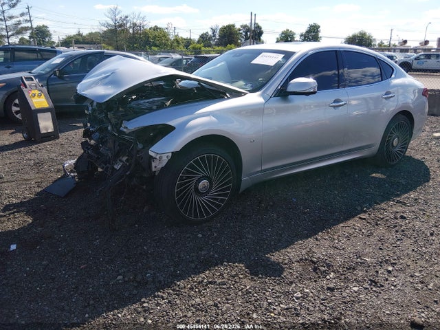 45454141 :رقم المزاد ، JN1BY1AR9FM561676 vin ، 2015 Infiniti Q70 3.7x مزاد بيع