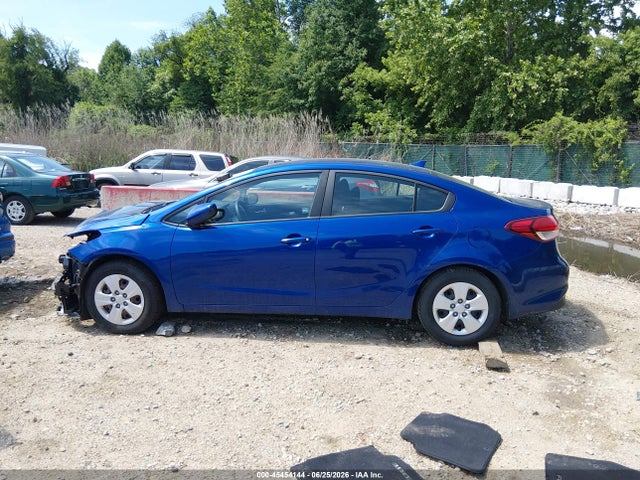 Aukcja sprzedaży 2017 Kia Forte Lx, vin: 3KPFK4A71HE048424, numer aukcji: 45454144