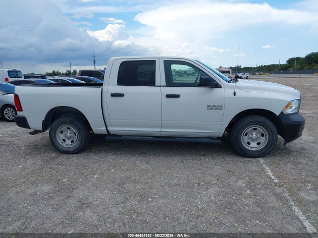 2018 Ram 1500 Tradesman  4x4 5'7 Box მანქანა იყიდება აუქციონზე, vin: 1C6RR7KG0JS300506, აუქციონის ნომერი: 45454152