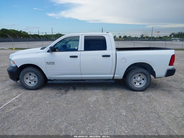 2018 Ram 1500 Tradesman  4x4 5'7 Box მანქანა იყიდება აუქციონზე, vin: 1C6RR7KG0JS300506, აუქციონის ნომერი: 45454152