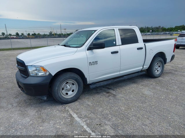 2018 Ram 1500 Tradesman  4x4 5'7 Box მანქანა იყიდება აუქციონზე, vin: 1C6RR7KG0JS300506, აუქციონის ნომერი: 45454152