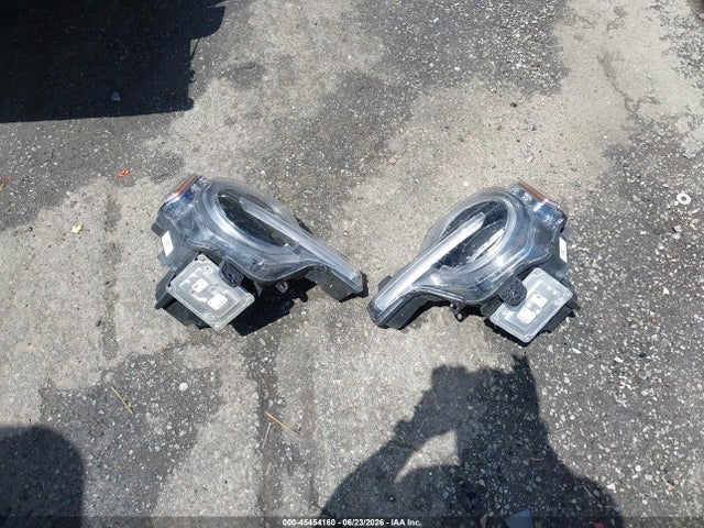 Продажа на аукционе авто 2024 Ford Bronco Outer Banks, vin: 1FMDE8BH2RLB15100, номер лота: 45454160