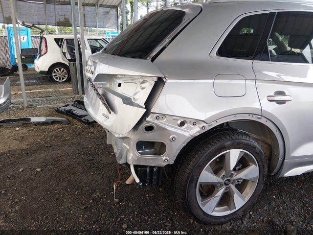 Продаж на аукціоні авто 2023 Audi Q5 Premium Plus 40 Tfsi Quattro S Tronic, vin: WA1BBAFY1P2007988, номер лоту: 45454166