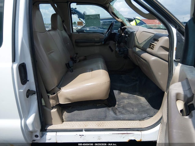 2003 Ford F-250 Lariat/xl/xlt მანქანა იყიდება აუქციონზე, vin: 1FTNX20L13EB86730, აუქციონის ნომერი: 45454186