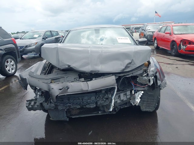 2015 Chrysler 300 Limited მანქანა იყიდება აუქციონზე, vin: 2C3CCAAG8FH920490, აუქციონის ნომერი: 45454200