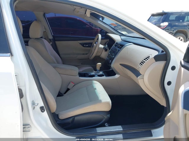 Nissan Altima 2.5 S 2015 1N4AL3AP6FC211905 Image 5
