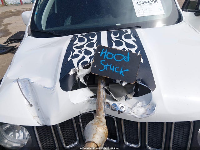 Продажа на аукционе авто 2018 Jeep Renegade Latitude Fwd, vin: ZACCJABB1JPH95750, номер лота: 45454290
