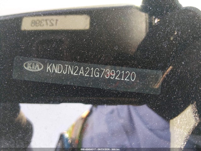 KIA Soul 2016 KNDJN2A21G7392120 Image 9