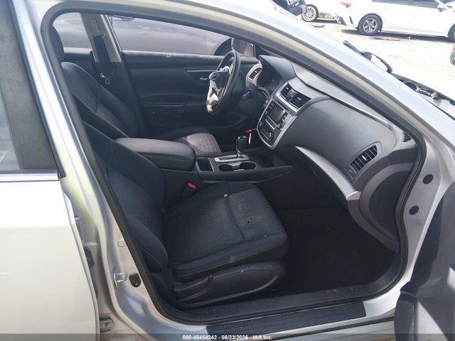 Продажа на аукционе авто 2017 Nissan Altima 2.5 Sv, vin: 1N4AL3AP5HC199944, номер лота: 45454342
