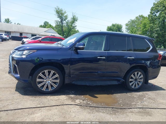 Продаж на аукціоні авто 2016 Lexus Lx 570, vin: JTJHY7AX0G4218617, номер лоту: 45454367