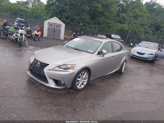 Lexus IS 250 2014 JTHBF1D22E5016976 Image 2