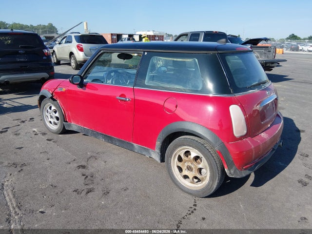 45454493 :رقم المزاد ، WMWRC33525TK60118 vin ، 2005 Mini Cooper مزاد بيع