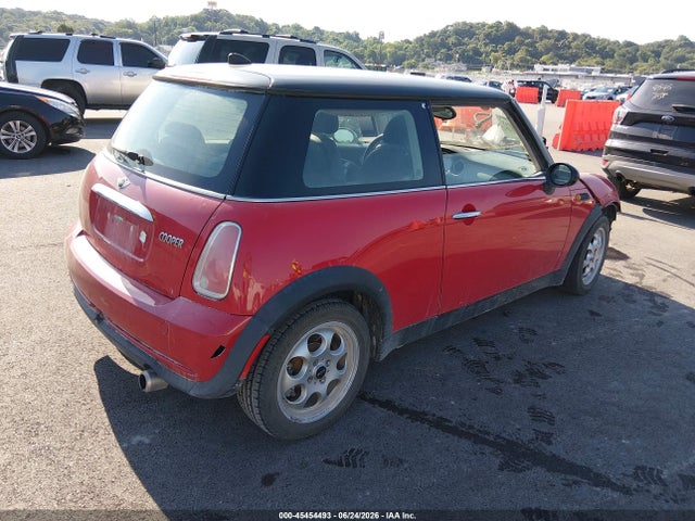 45454493 :رقم المزاد ، WMWRC33525TK60118 vin ، 2005 Mini Cooper مزاد بيع