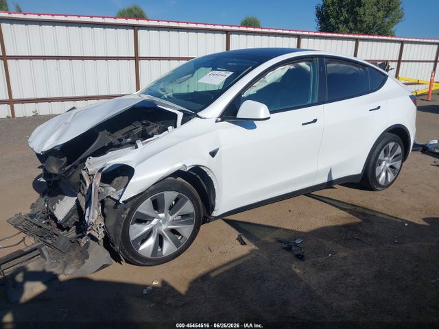Продажа на аукционе авто 2024 Tesla Model Y Long Range Dual Motor All-wheel Drive, vin: 7SAYGDEE7RF060952, номер лота: 45454516