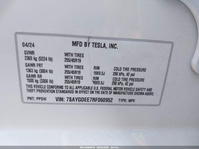 Продажа на аукционе авто 2024 Tesla Model Y Long Range Dual Motor All-wheel Drive, vin: 7SAYGDEE7RF060952, номер лота: 45454516