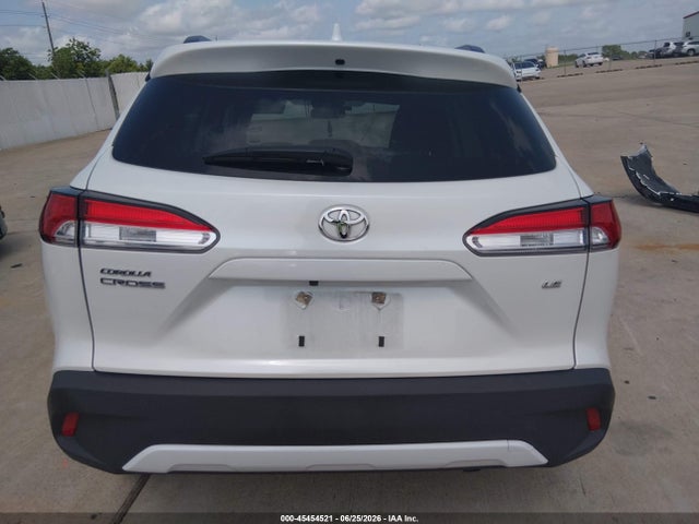 Toyota Corolla Cross Le 2023 7MUCAAAG7PV059927 Image 16