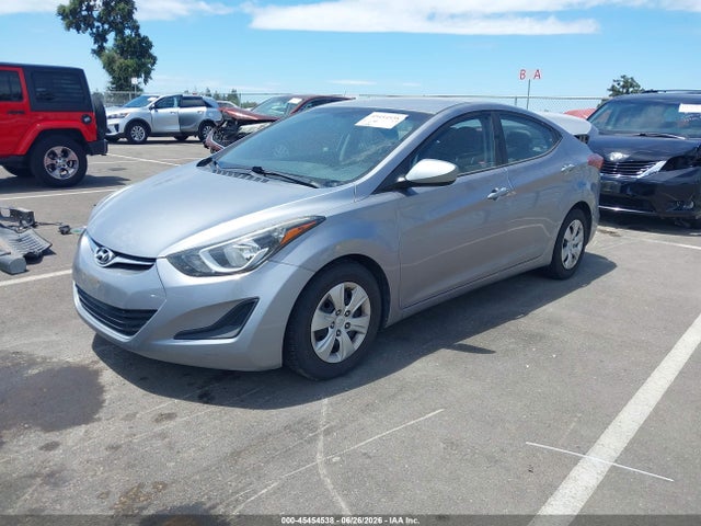 5NPDH4AE5GH698954 Hyundai ELANTRA SE