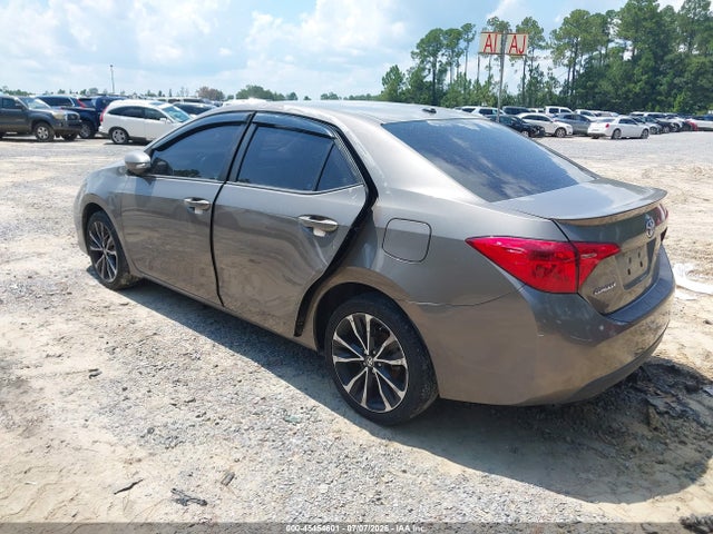 Toyota COROLLA SE 2017 5YFBURHE9HP615603 Image 3