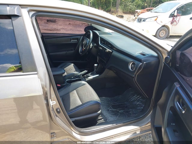 Toyota COROLLA SE 2017 5YFBURHE9HP615603 Image 5