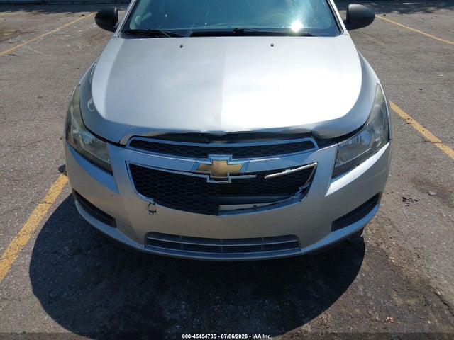 1G1PA5SG6E7293543 Chevrolet Cruze Ls Auto