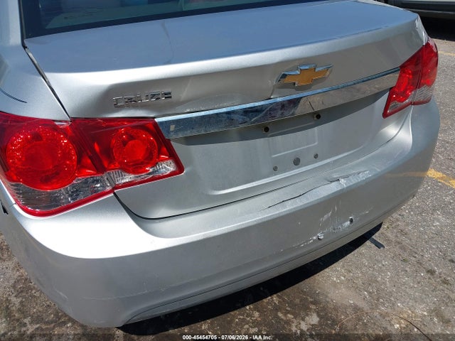 1G1PA5SG6E7293543 Chevrolet Cruze Ls Auto