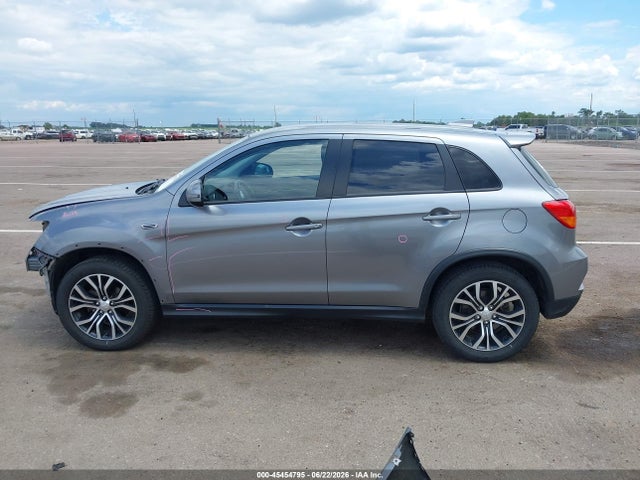 45454795 :رقم المزاد ، JA4AR3AW5JZ020041 vin ، 2018 Mitsubishi Outlander Sport 2.4 Se مزاد بيع