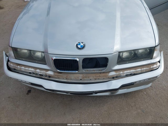 1999 Bmw 323ic მანქანა იყიდება აუქციონზე, vin: WBABJ8332XEM23392, აუქციონის ნომერი: 45454806