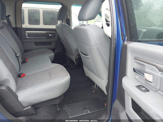 45454820 :رقم المزاد ، 3C6RR7LT1HG544808 vin ، 2017 Ram 1500 Big Horn  4x4 5'7 Box مزاد بيع