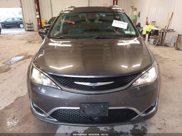2018 Chrysler Pacifica Touring L Plus მანქანა იყიდება აუქციონზე, vin: 2C4RC1EG1JR121315, აუქციონის ნომერი: 45454826