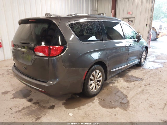 2018 Chrysler Pacifica Touring L Plus მანქანა იყიდება აუქციონზე, vin: 2C4RC1EG1JR121315, აუქციონის ნომერი: 45454826