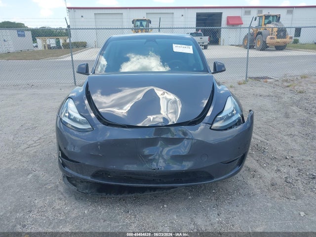 45454828 :رقم المزاد ، 7SAYGDEE1NF306954 vin ، 2022 Tesla Model Y Long Range Dual Motor All-wheel Drive مزاد بيع