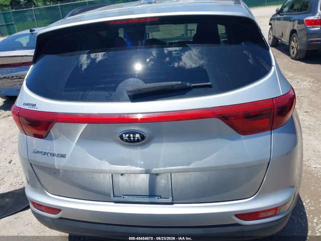 KNDPMCAC2H7238237 KIA Sportage Lx