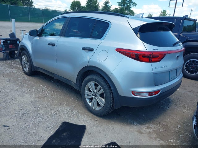 KNDPMCAC2H7238237 KIA Sportage Lx