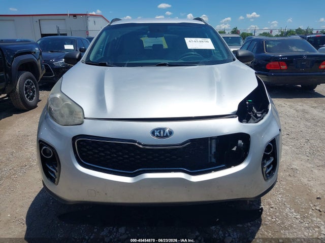 KNDPMCAC2H7238237 KIA Sportage Lx