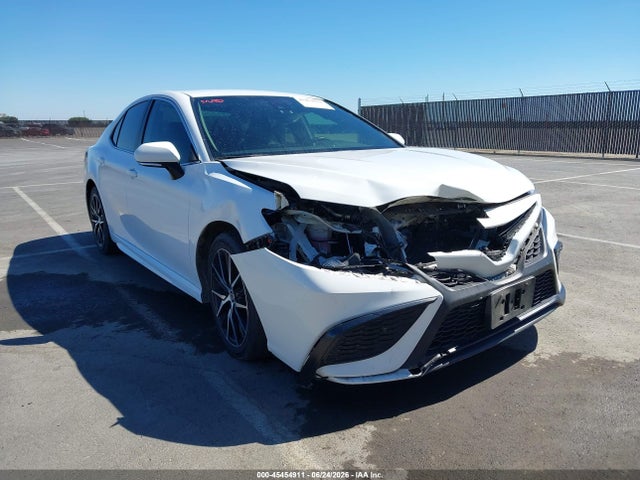 4T1T11AK0PU825681 Toyota CAMRY SE