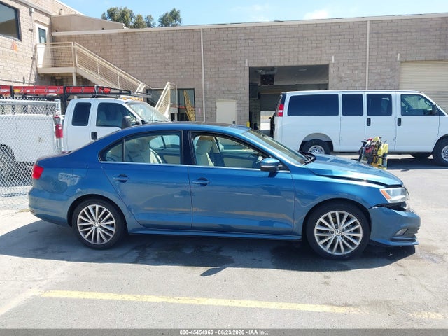 3VWD17AJ2FM404015 Volkswagen Jetta 1.8t Se