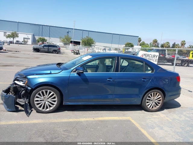 3VWD17AJ2FM404015 Volkswagen Jetta 1.8t Se