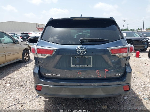 5TDKKRFH4FS058123 Toyota Highlander Xle V6