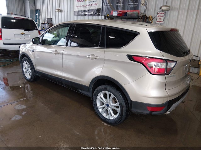Ford ESCAPE SE 2017 1FMCU9GD1HUE18503 Image 3