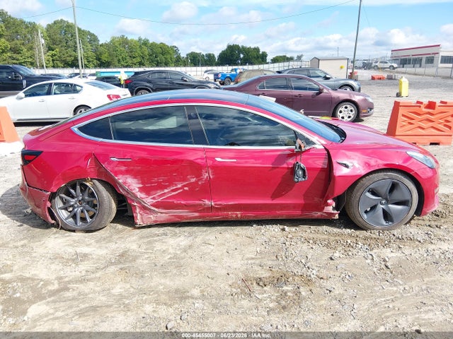 45455007 :رقم المزاد ، 5YJ3E1EB0JF064315 vin ، 2018 Tesla Model 3 Long Range/performance مزاد بيع