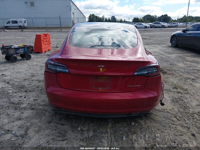 45455007 :رقم المزاد ، 5YJ3E1EB0JF064315 vin ، 2018 Tesla Model 3 Long Range/performance مزاد بيع