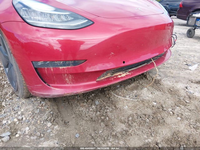 45455007 :رقم المزاد ، 5YJ3E1EB0JF064315 vin ، 2018 Tesla Model 3 Long Range/performance مزاد بيع